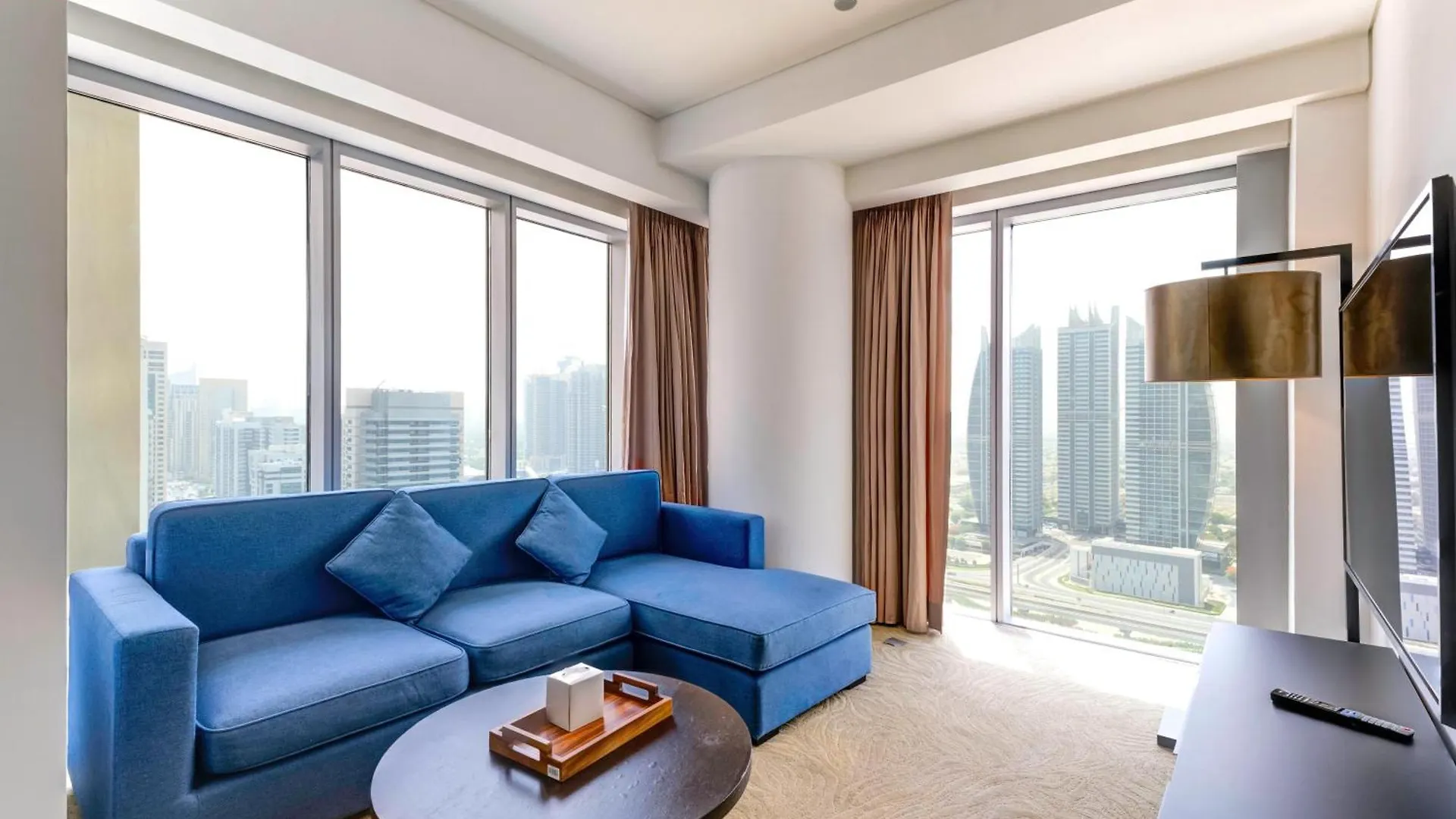 Blue Breeze - The Address Dubai Marina Mall Residence