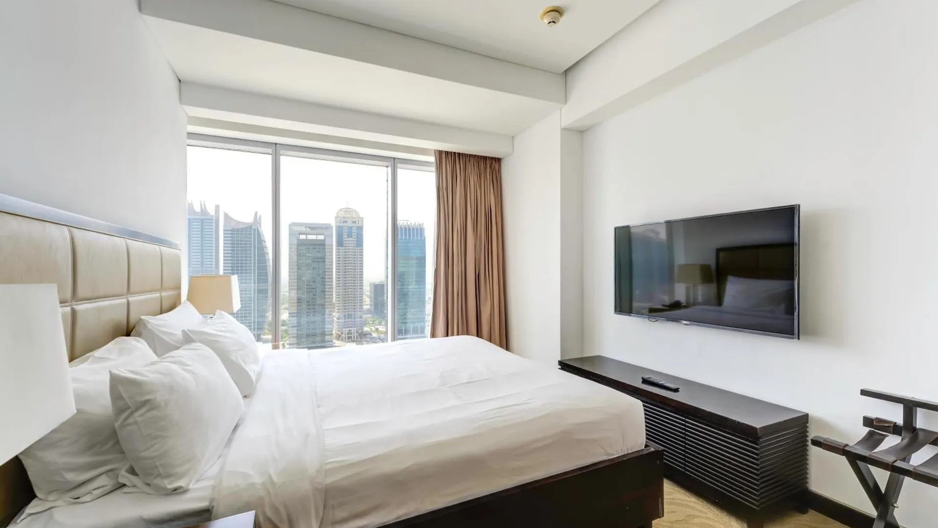 Blue Breeze - The Address Dubai Marina Mall Residence